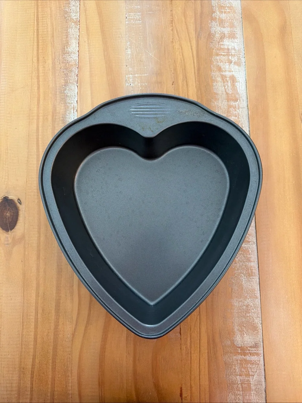 Wilton Heart Shaped Cake Pan 10” & 2.” Deep Valentine’s Day Love Used